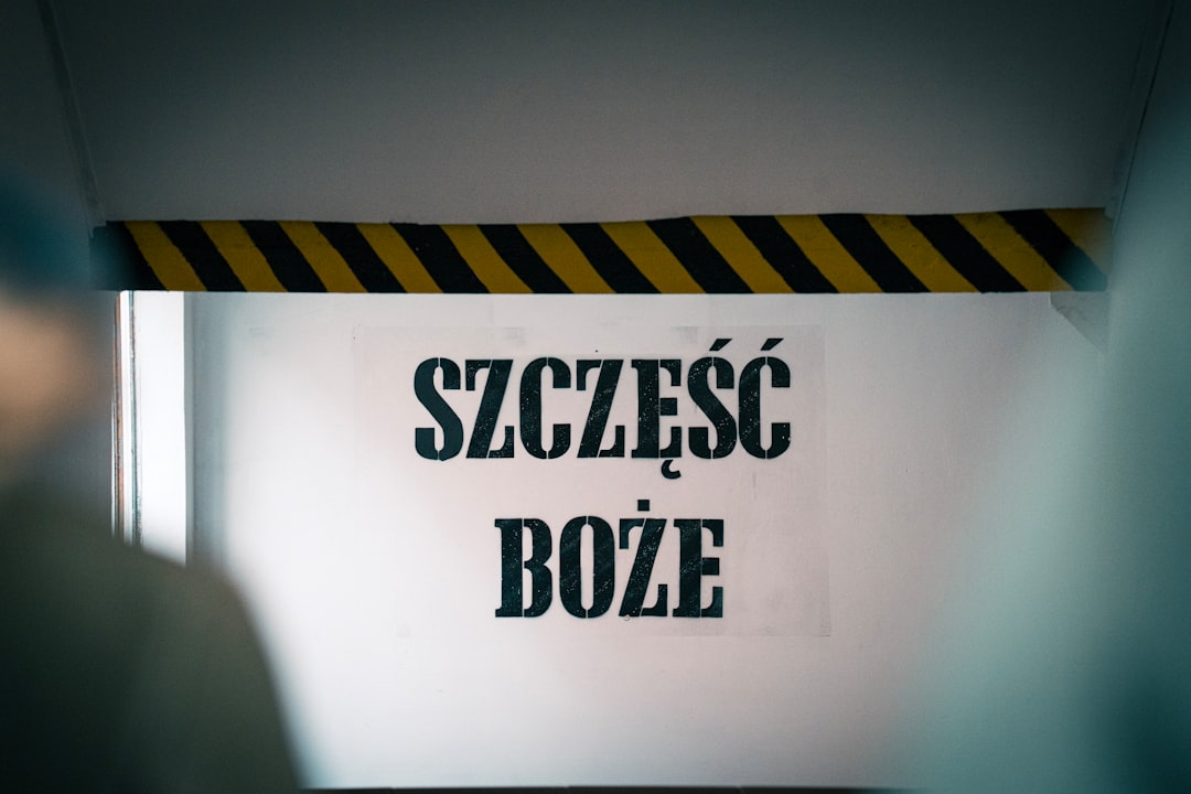 SigNoz, how to use SigNoz, SigNoz snapshot and restore workflow